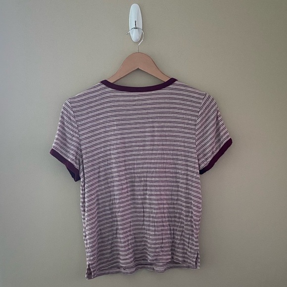 Women’s American Eagle Outfitters Red Striped Crew Neck Short Sleeve Top Size L - Picture 2 of 5